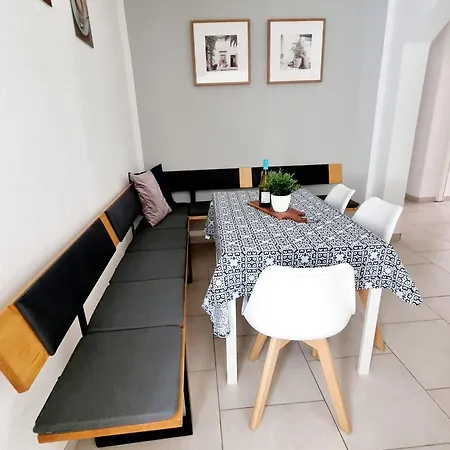 House Laguna Ii פריבלאקה