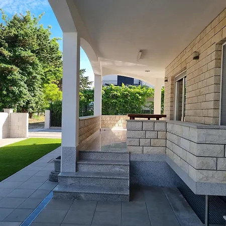 House Laguna Ii