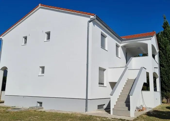 House Laguna Ii 普利拉卡